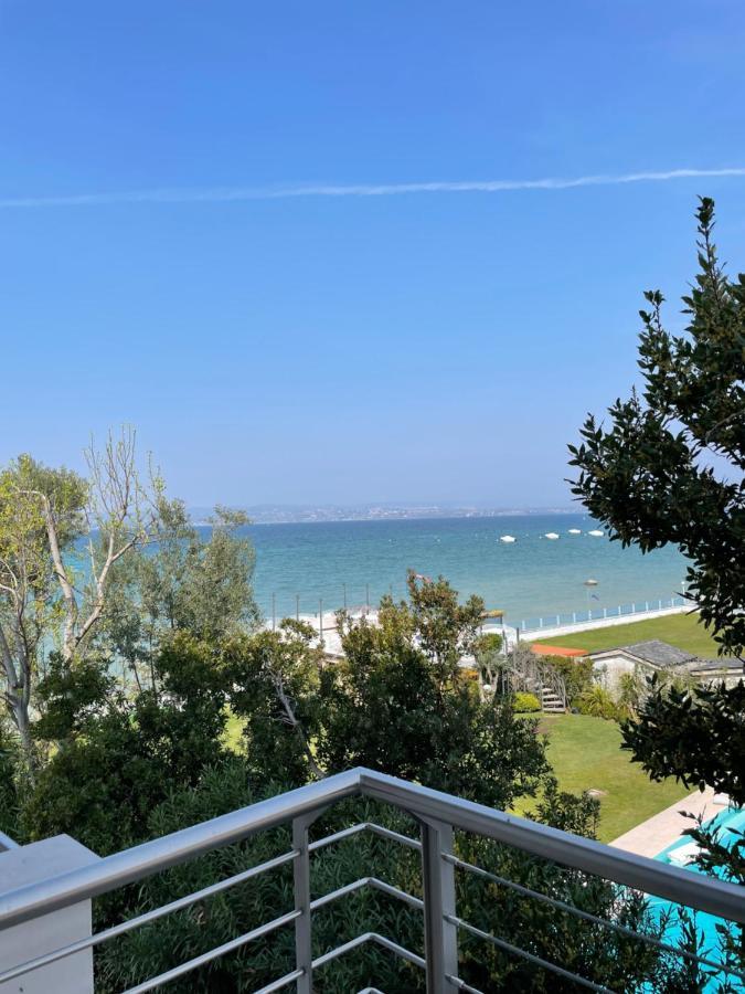 Le Petit Du Lac Sirmione Bagian luar foto